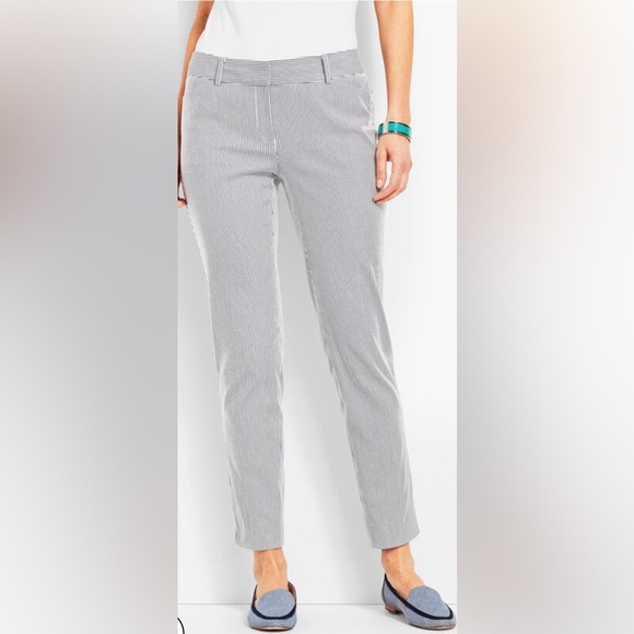 Talbots Women's Curvy Light Gray Cropped Pants - Picture 1 of 4